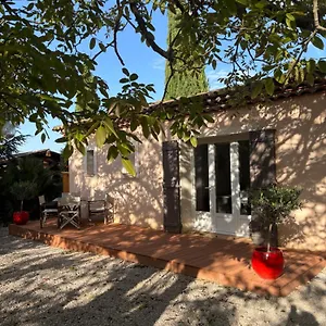 le-calme-de-la-campagne-proche-de-tout.fr-provencehotel.com/